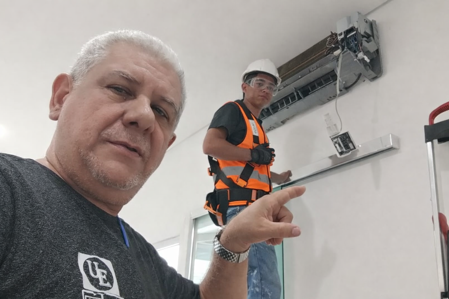 Equipe União Engenharia em serviço